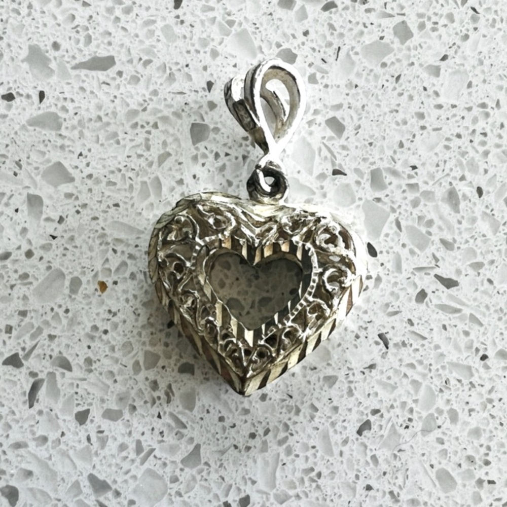 Elegant Sterling Silver Filigree Heart Pendant